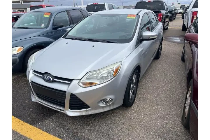 $3500 : Ford Focus 2013 SE 4dr Sedan image 1