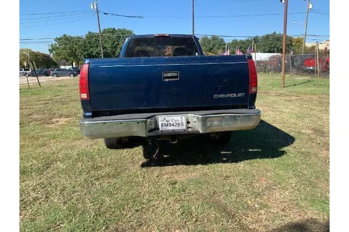 $8495 : 1996 C/K 2500 Series image 3