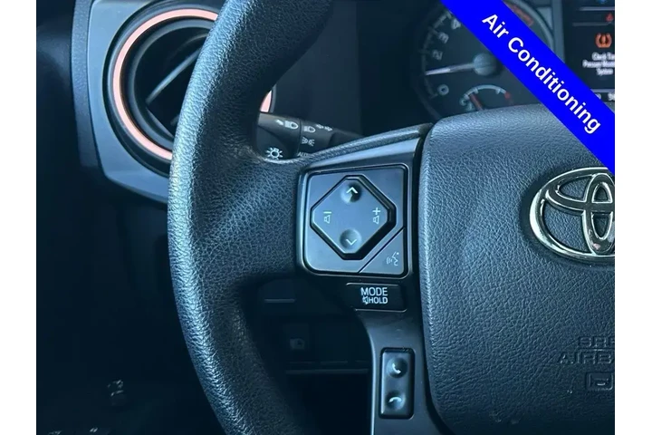 $30349 : Toyota Tacoma 2021 4x4 TRD P image 9