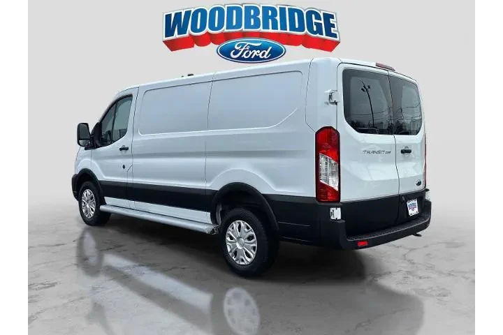 $32998 : Ford Transit 2023 250 3dr LW image 5