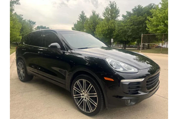 $15997 : 2016 Cayenne image 4