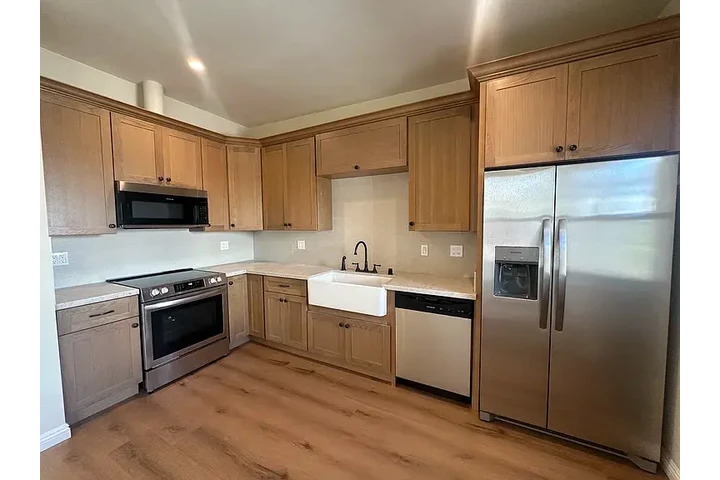 $1495 : Spanish 1bd 1ba LA image 6