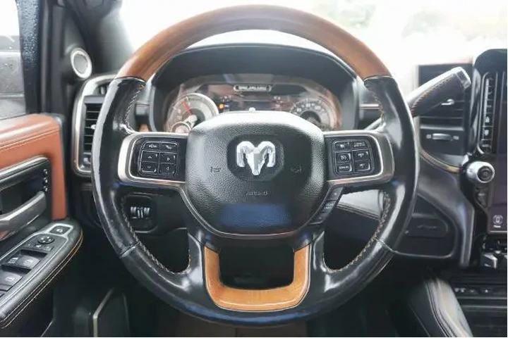 $39988 : Ram 2500 2019 4x4 Laramie Lo image 10