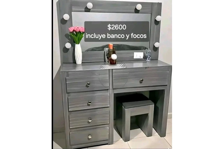 $2600 : Vanity image 1