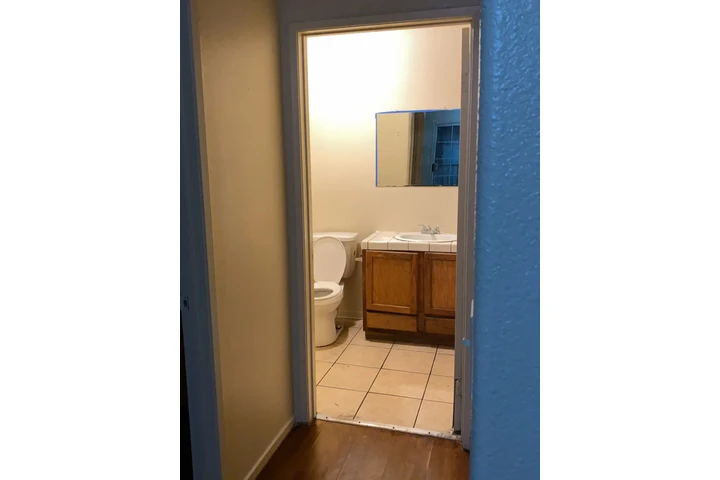 $1000 : Habitacion en alquiler image 2