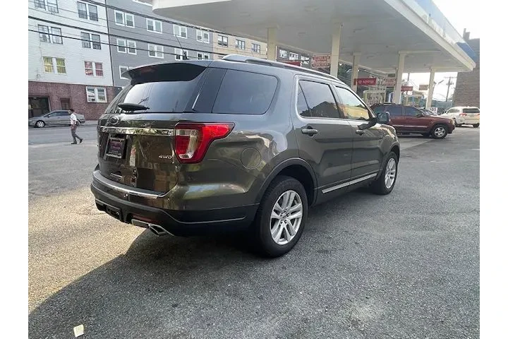 $14995 : 2018 Explorer XLT image 8