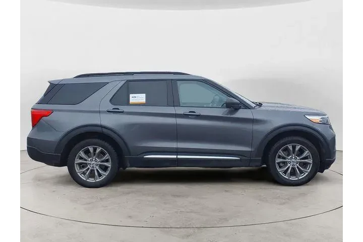 $32988 : Ford Explorer 2023 AWD XLT 4 image 6