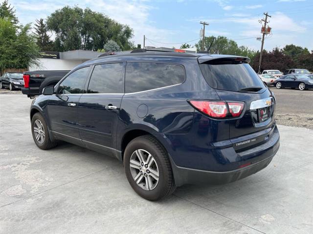 $15097 : 2017 Traverse LT image 5