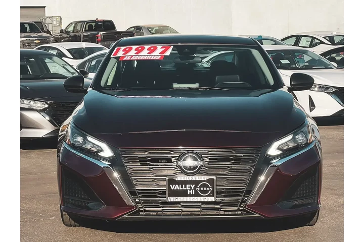 $18997 : Nissan Altima 2024 2.5 SV 4d image 8