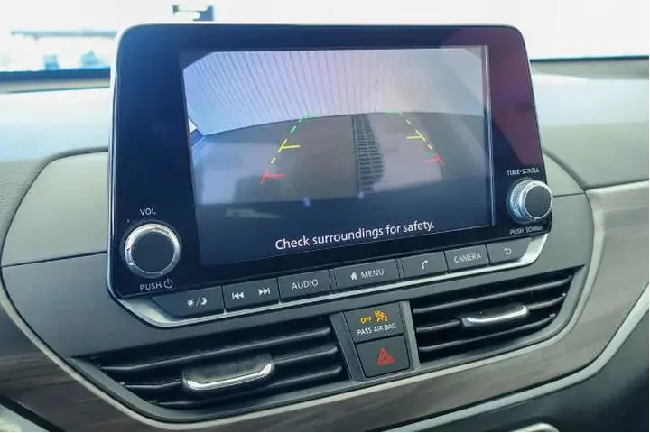 $19150 : Nissan Altima 2024 2.5 SV 4d image 4