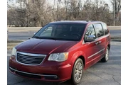 2014 Town and Country Touring en Kansas City
