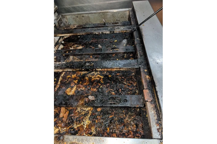 Restaurant cleaning experts image 7
