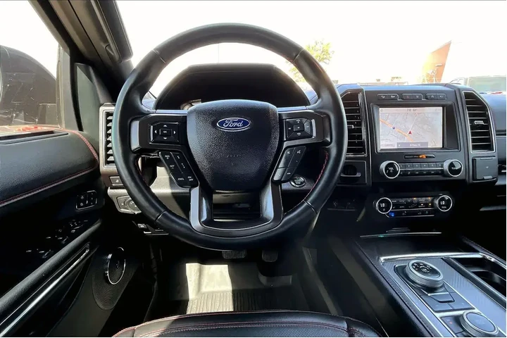 $39716 : Ford Expedition 2021 4x4 Lim image 6