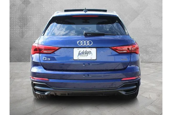 $22923 : Audi Q3 2021 AWD quattro S l image 6