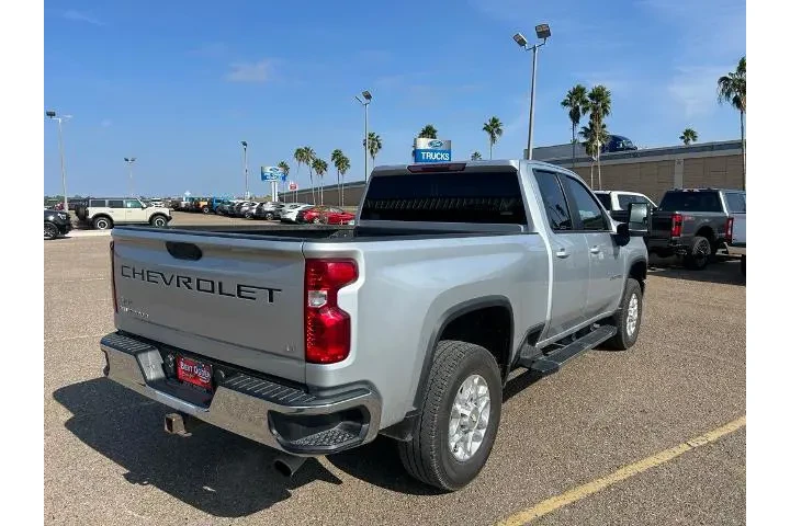 $37921 : Chevrolet Silverado 2500HD 2 image 6