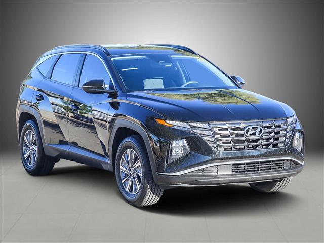 $17990 : Pre-Owned  Hyundai Tucson Hybr image 3