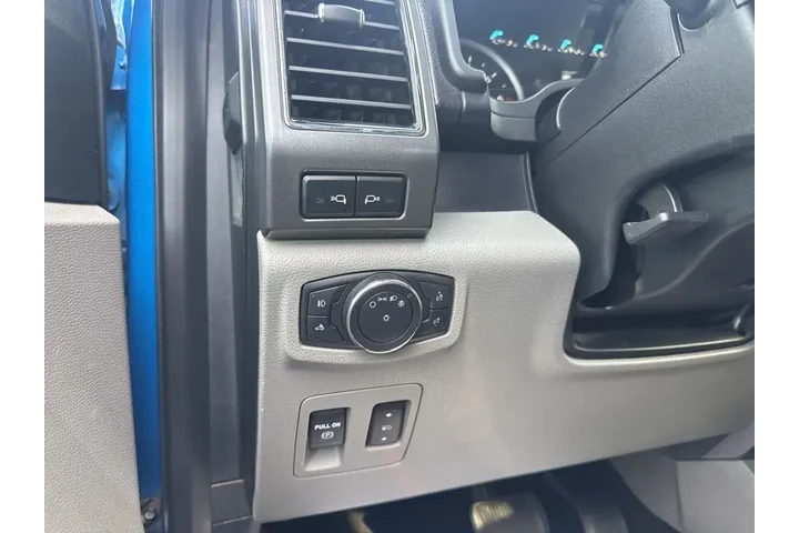 $26029 : Ford F-150 2019 4x4 XLT 4dr image 8