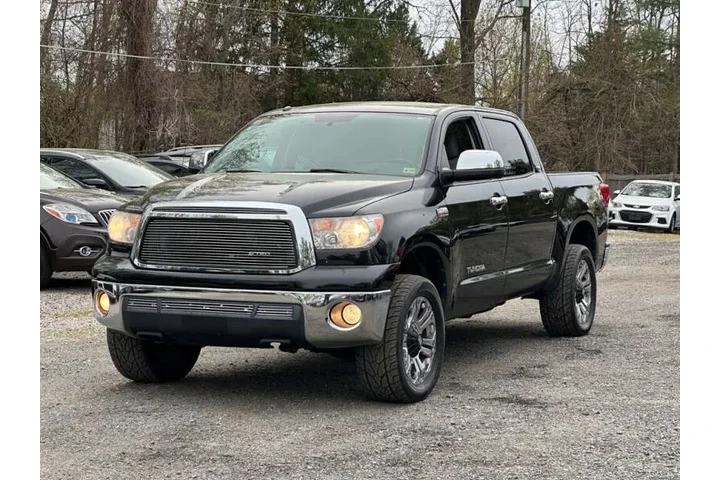 $17990 : 2012 Tundra Grade image 4