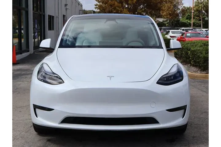 $35990 : Tesla Model Y 2024 AWD Long image 10