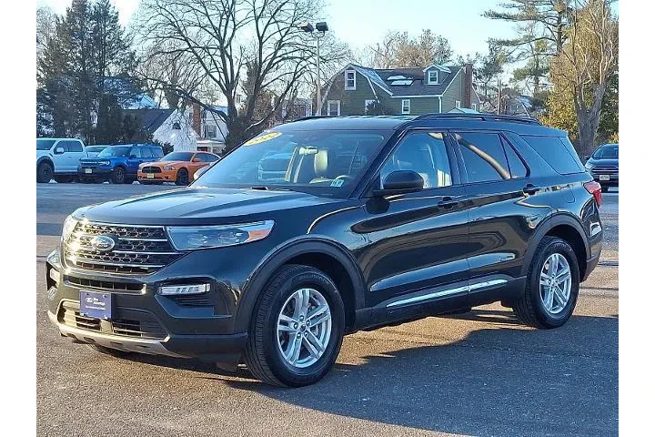 $28995 : Ford Explorer 2022 AWD XLT 4 image 3