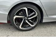 $24491 : Honda Accord 2018 Sport 4dr thumbnail