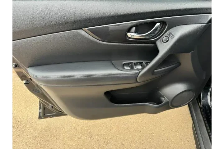 $10900 : Nissan Rogue 2017 S 4dr Cros image 9