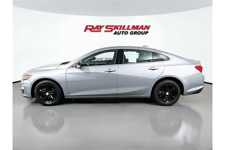 $19975 : Chevrolet Malibu 2024 LT 4dr image 4