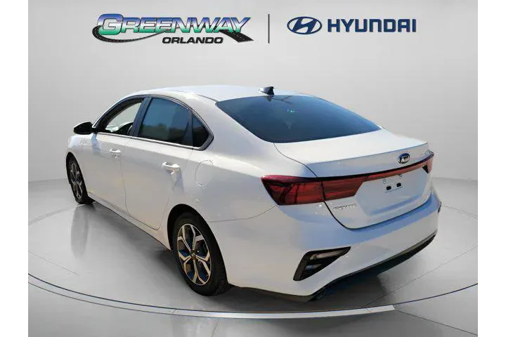 $12574 : Kia Forte 2020 LXS 4dr Sedan image 3
