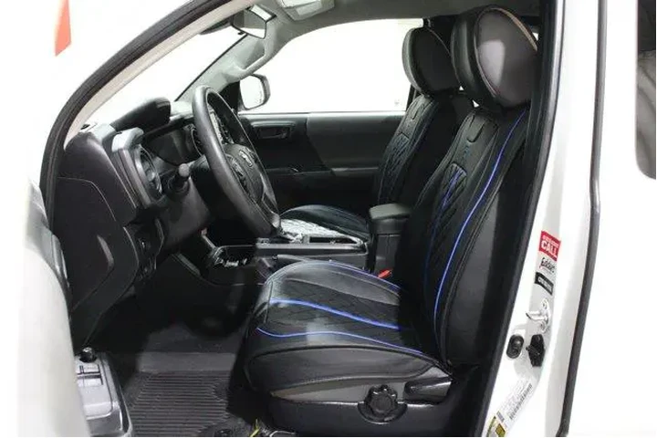 $25998 : Toyota Tacoma 2022 4x2 SR 4d image 3