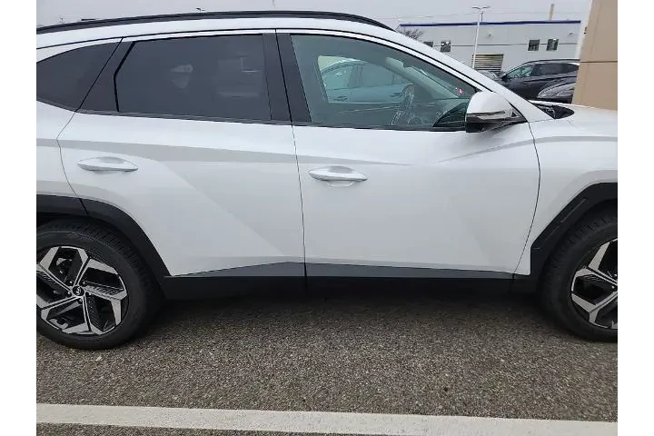 $26985 : Hyundai TUCSON Hybrid 2022 A image 4