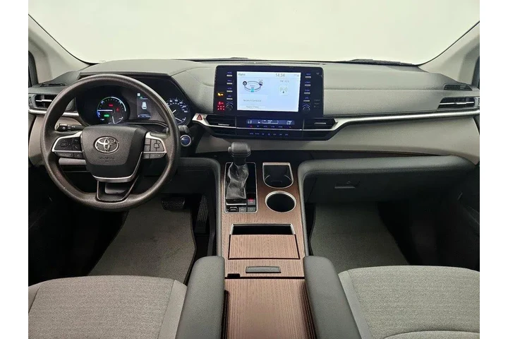 $32998 : Toyota Sienna 2021 LE 8-Pass image 9