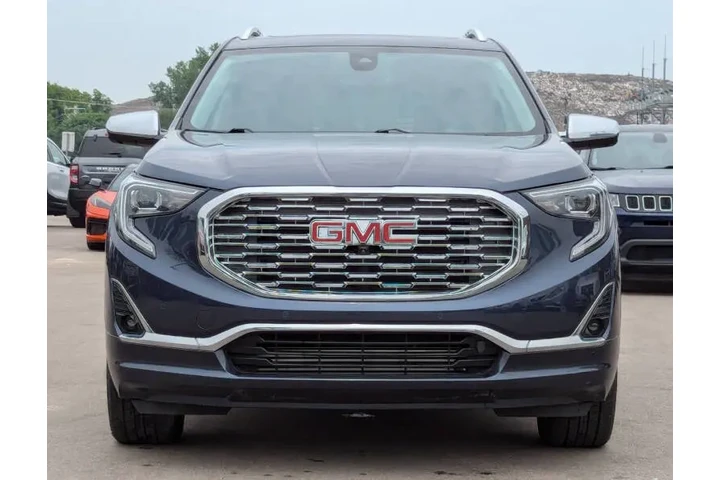 $16985 : 2019 GMC Terrain Denali image 4