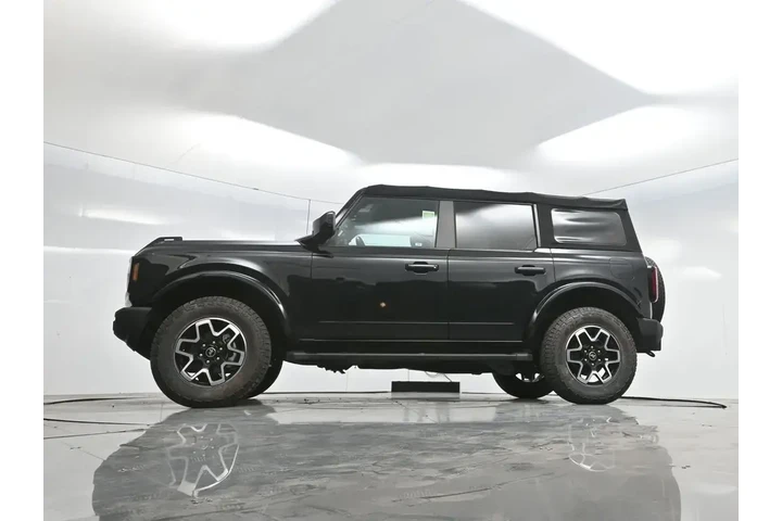 $32947 : Ford Bronco 2022 4x4 Base 4d image 7