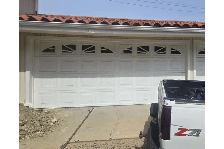 Pre owned roll up garage door image 1