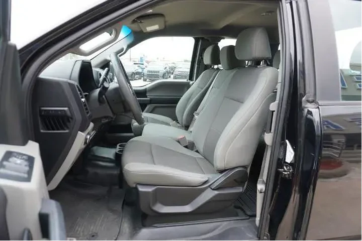 $18725 : Ford F-150 2018 4x2 XL 4dr S image 7