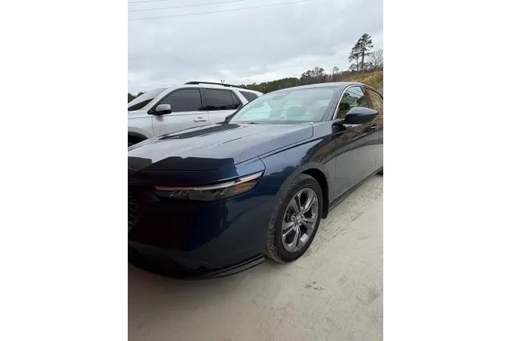 $25000 : Honda Accord 2024 EX 4dr Sed image 3