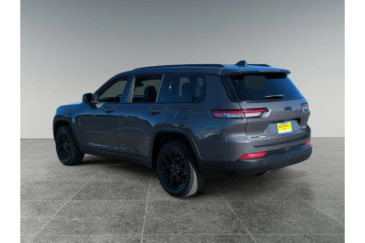 $32890 : Jeep Grand Cherokee L 2024 image 3