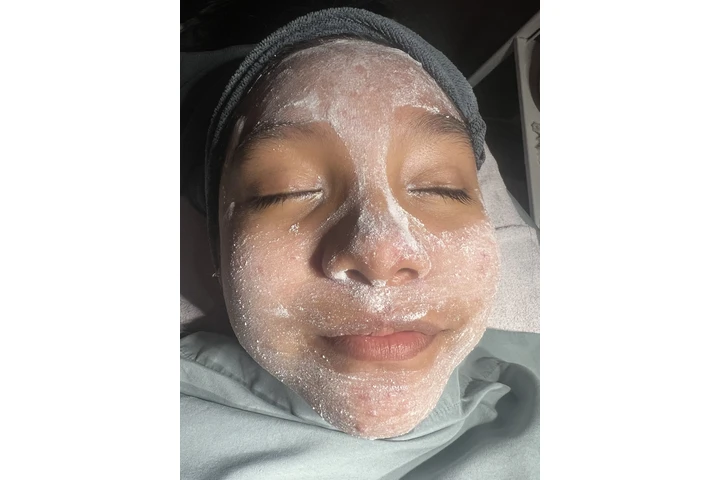 Royal Skin Care Massage image 10