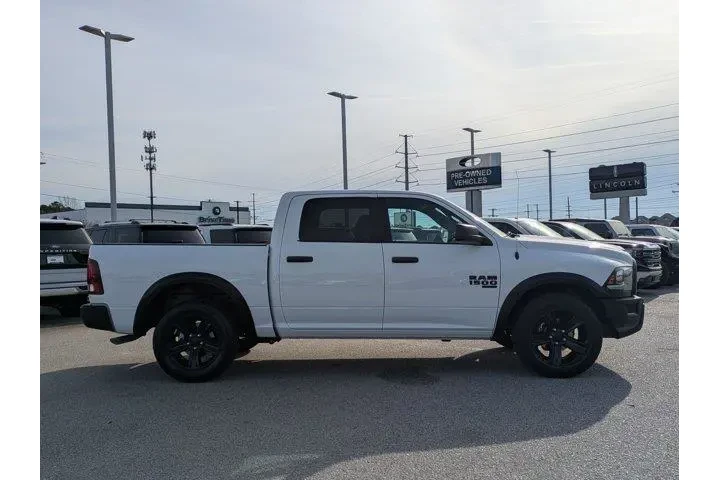 $27995 : Ram 1500 Classic 2024 4x2 SL image 4