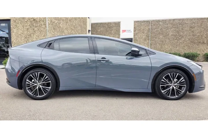 $21950 : 2024 Prius XLE image 7