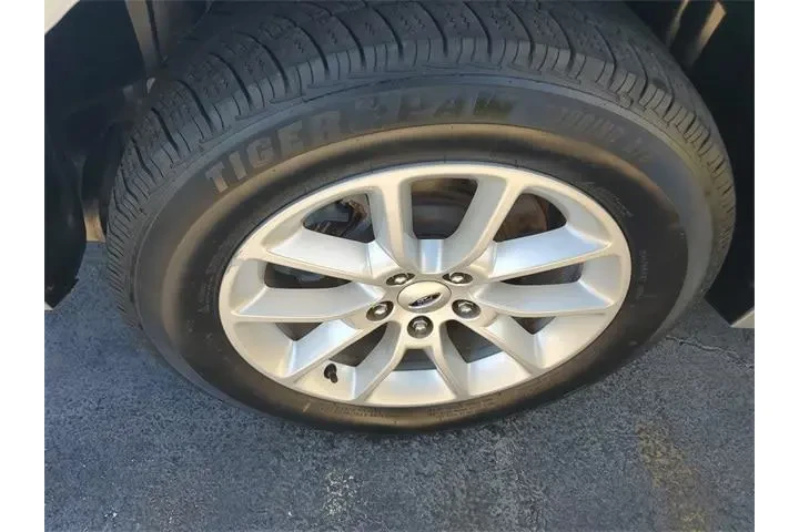 $8990 : Ford Flex 2016 SE 4dr Crosso image 5