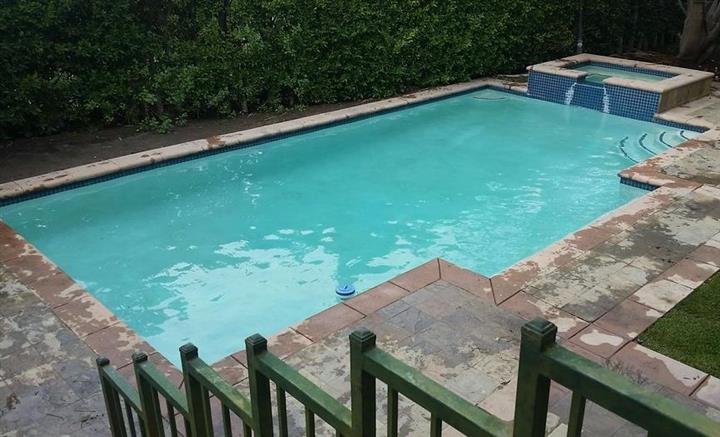 FREE ONE MONTH POOL SERVICE!!! image 1