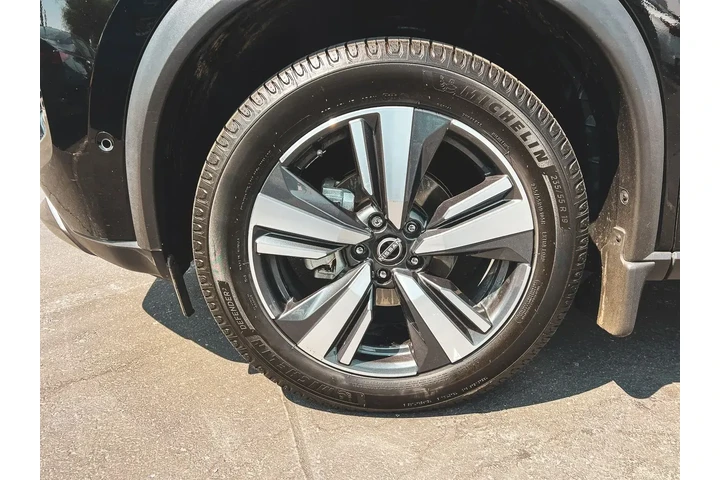 $24822 : Nissan Rogue 2023 SL 4dr Cro image 3