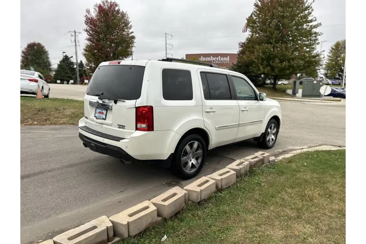 $9990 : 2014 Pilot Touring image 6