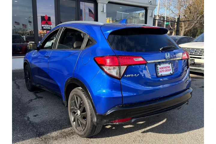 $17995 : Honda HR-V 2022 AWD Sport 4d image 6