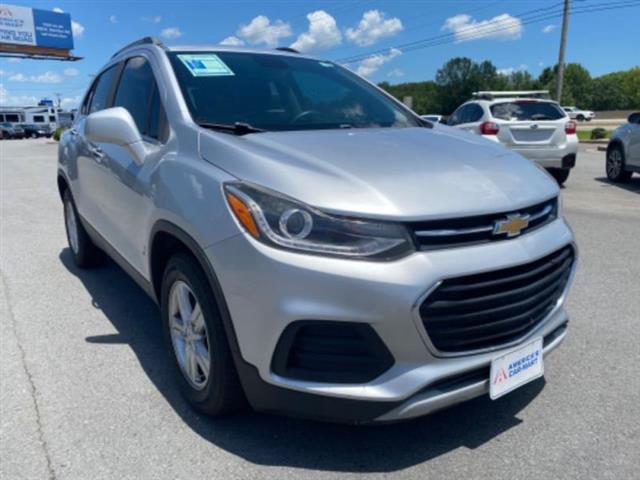 2018 Trax image 3