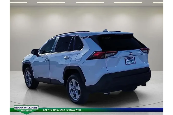 $21990 : Toyota RAV4 Hybrid 2021 AWD image 6