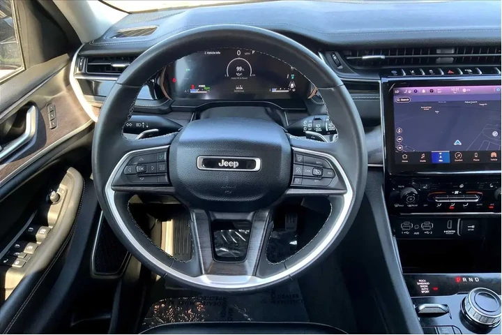 $33255 : Jeep Grand Cherokee 2023 4x4 image 5