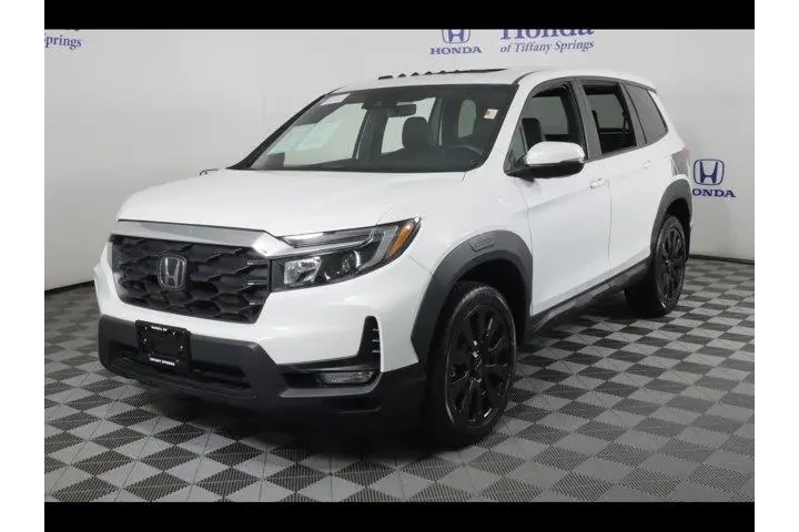 $33875 : Honda Passport 2023 AWD EX-L image 3