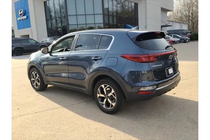 $14993 : Kia Sportage 2022 LX 4dr SUV image 8
